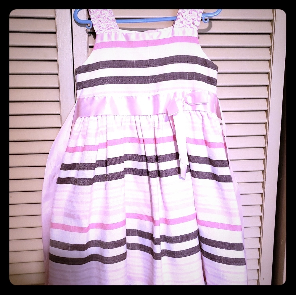 Little girls spring dress